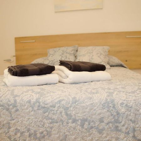Апартаменты Apartamento En Pleno Centro De Камбрильс Экстерьер фото